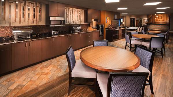 Restaurant - Aiden by Best Western Warm Springs Hotel & Event Center