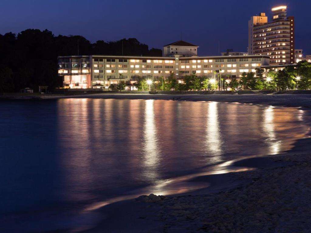 SHIRARASO GRAND HOTEL-guestroom-Guest Room,Guest Room Amenity,On-Site.jpg