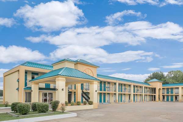 Exterior view - Americas Best Value Inn Kosciusko