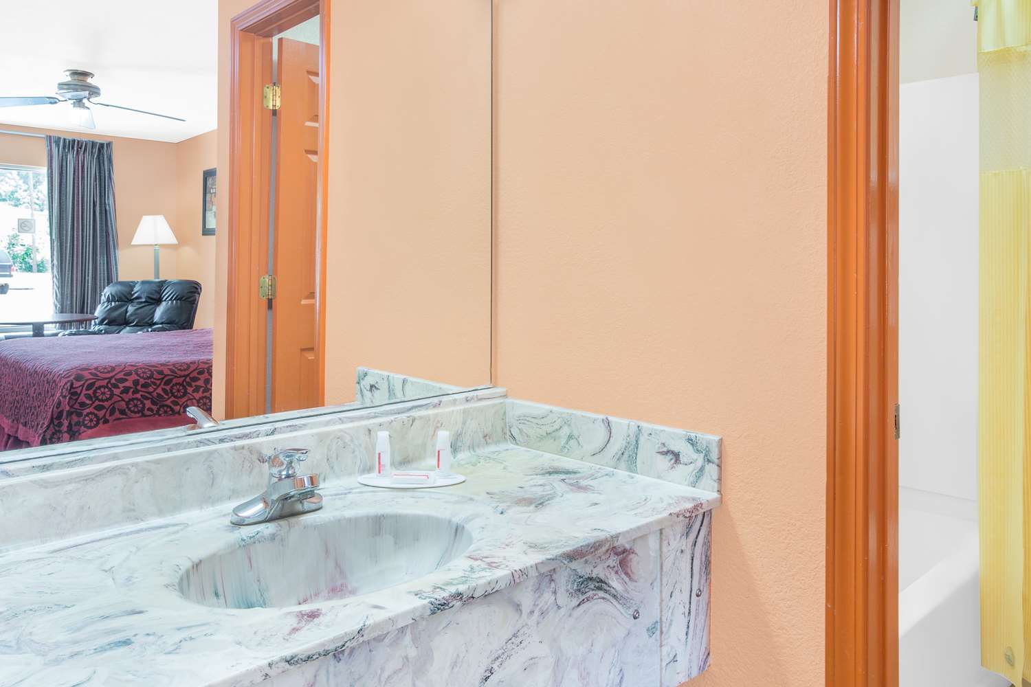 Americas Best Value Inn Kosciusko  See Discounts