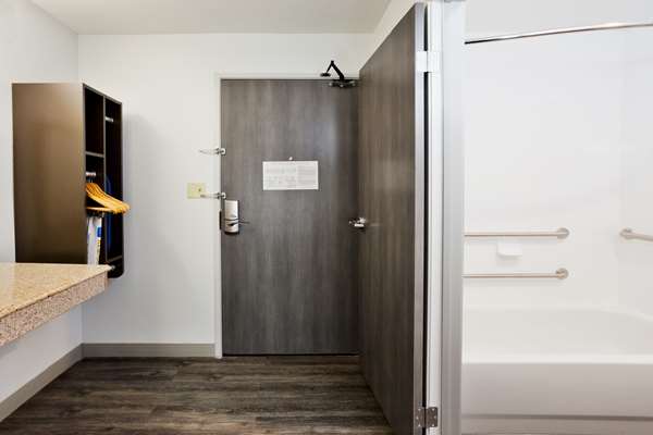  - Best Western Montgomery - I-85, Exit 6