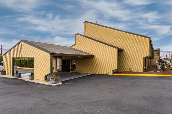 Exterior view - SureStay Hotel by Best Western Wenatchee