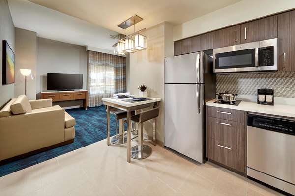  - Homewood Suites by Hilton Hotel Circle San Diego - I-8, Exit 3