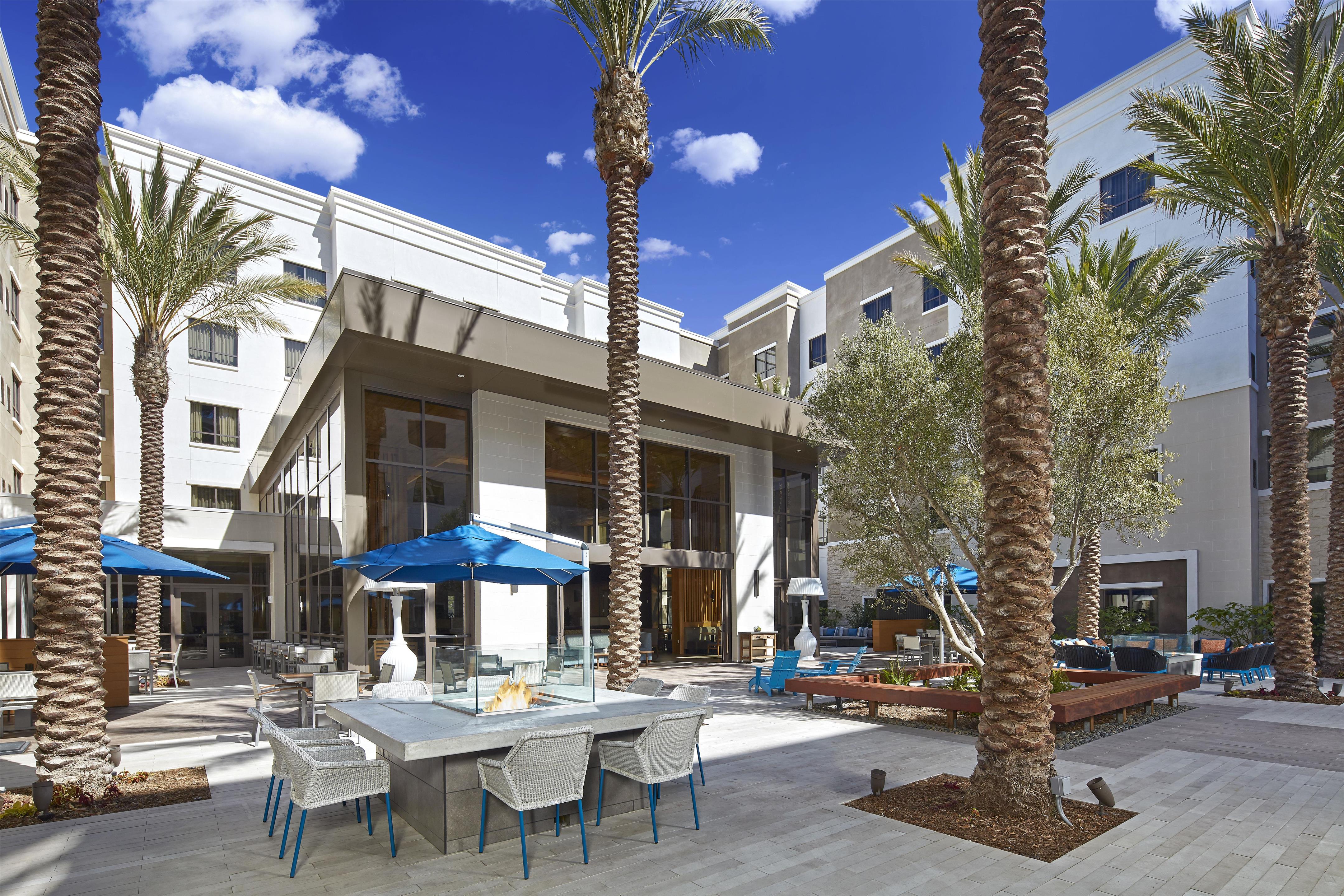 Exterior | Homewood Suites by Hilton San Diego Hotel Circle/SeaWorld Area