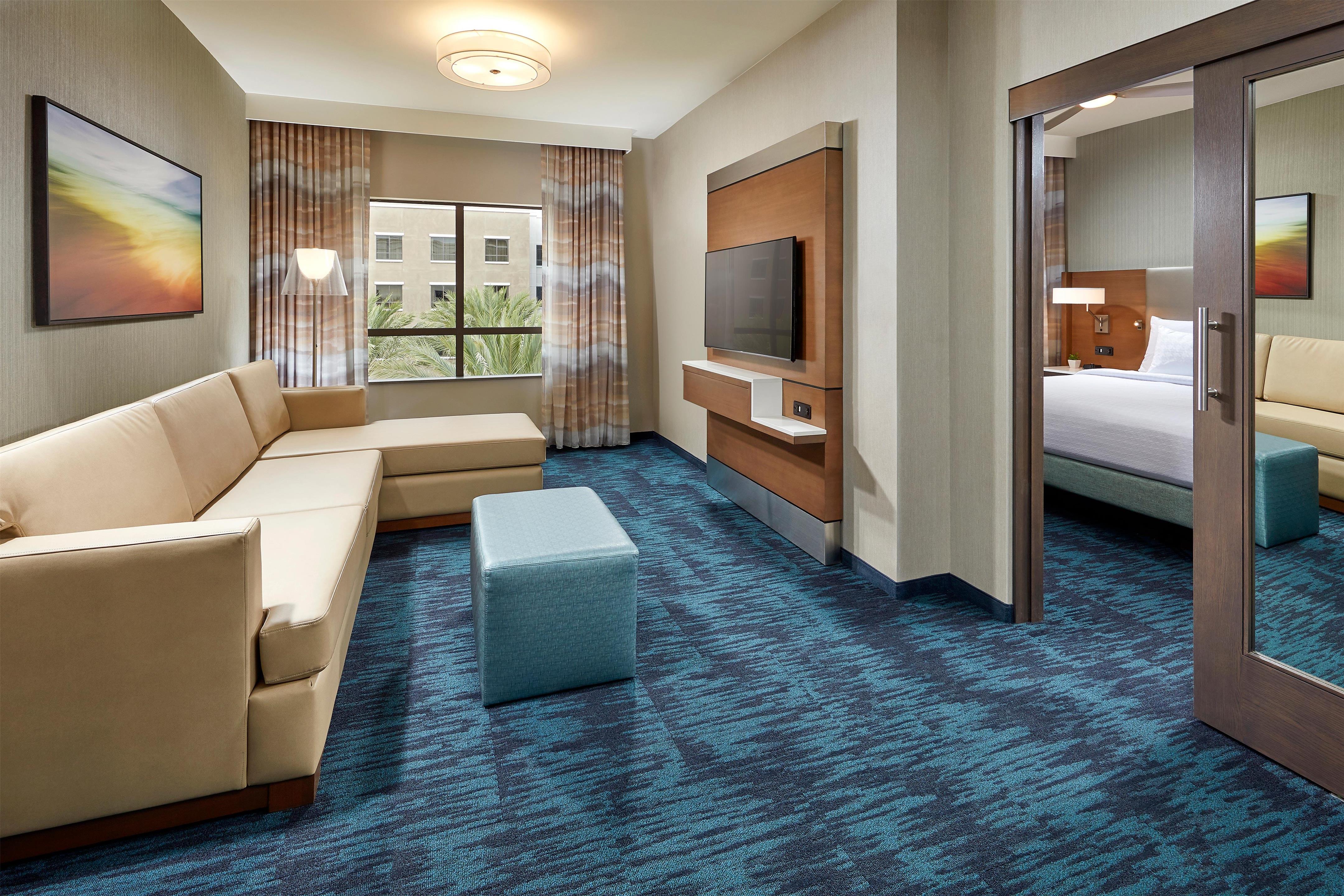 Guest room