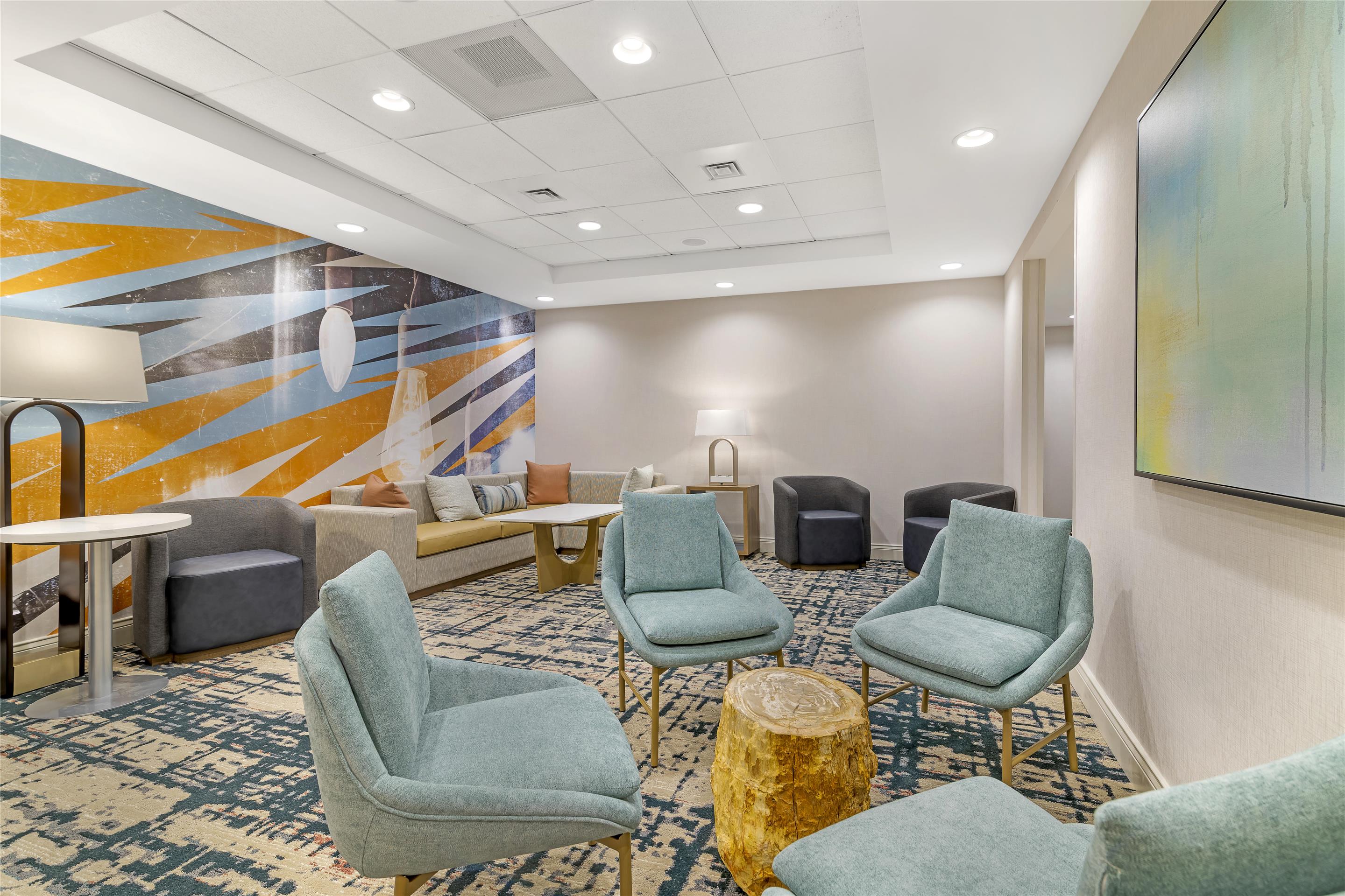 Lobby | Homewood Suites By Hilton Schenectady