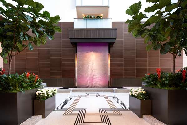 Exterior view - Embassy Suites Downtown Seattle