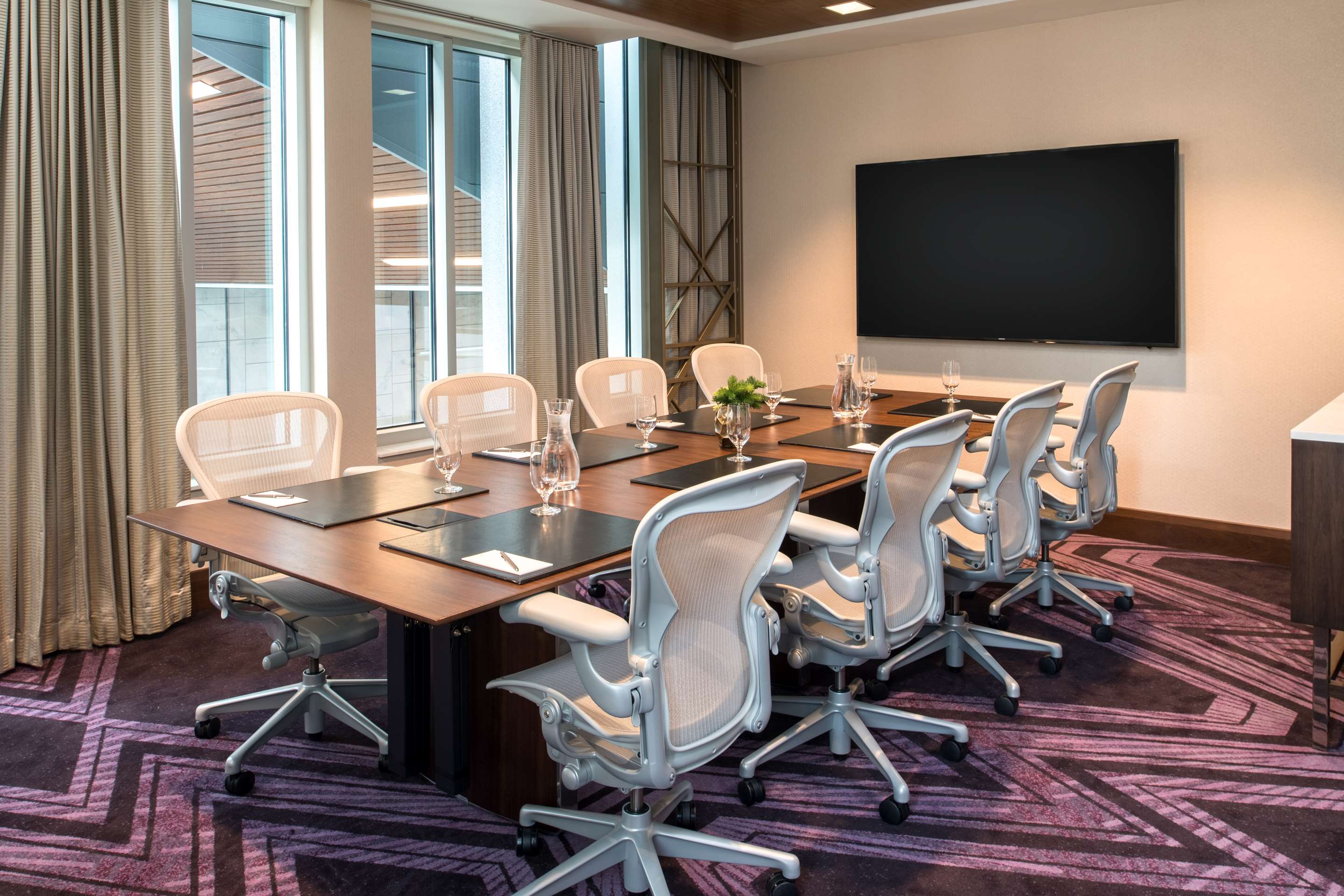 Meeting Room | Embassy Suites by Hilton Seattle Downtown Pioneer Square