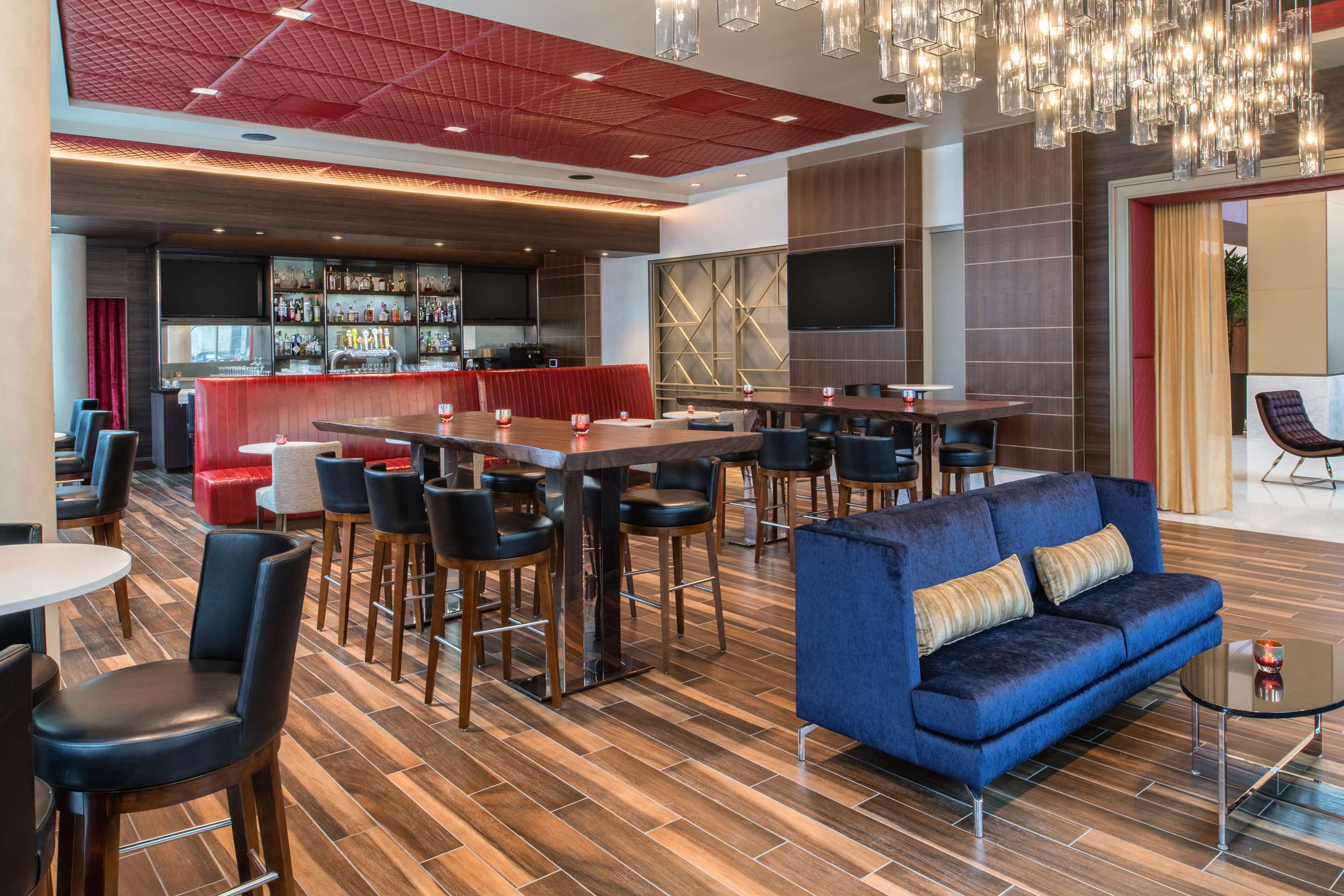 BarLounge | Embassy Suites by Hilton Seattle Downtown Pioneer Square