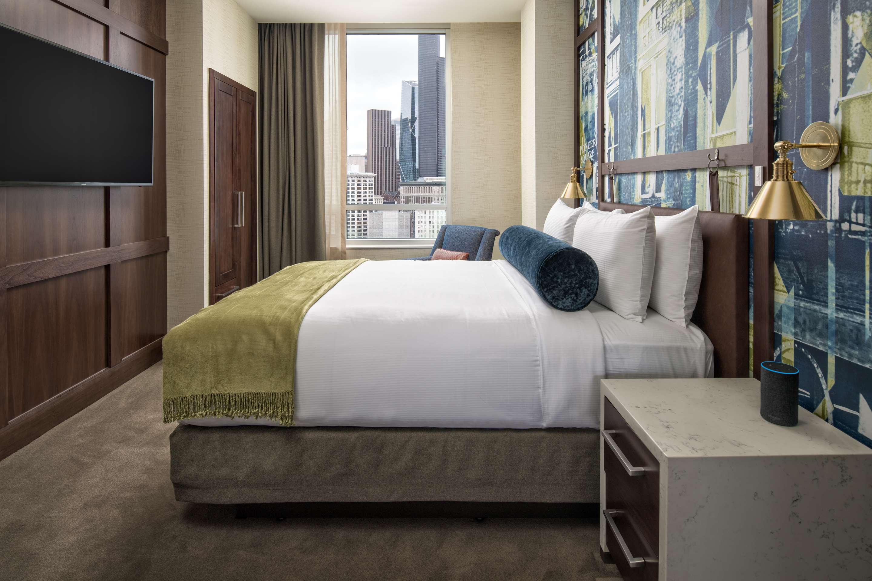 Guest room