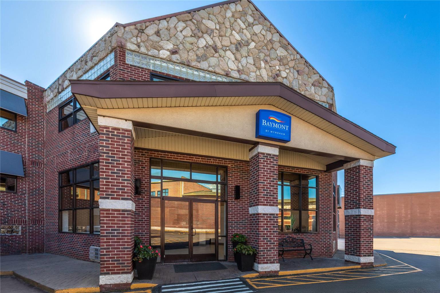 Baymont Inn & Suites Downtown Detroit