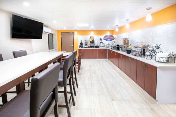  - Baymont Inn & Suites Plano