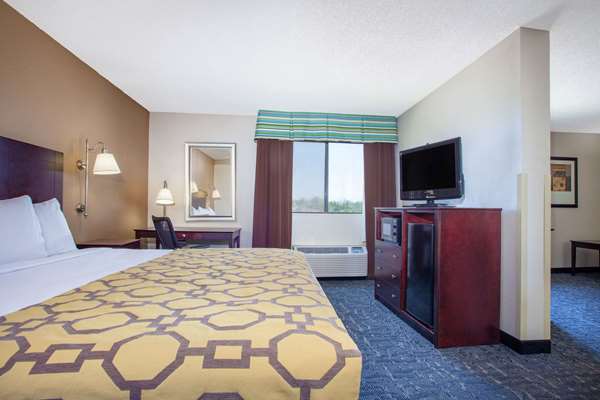 Suite - Baymont Inn & Suites Saraland - I-65, Exit 13