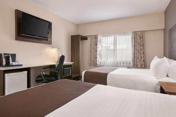 - Baymont Inn & Suites Medicine Hat