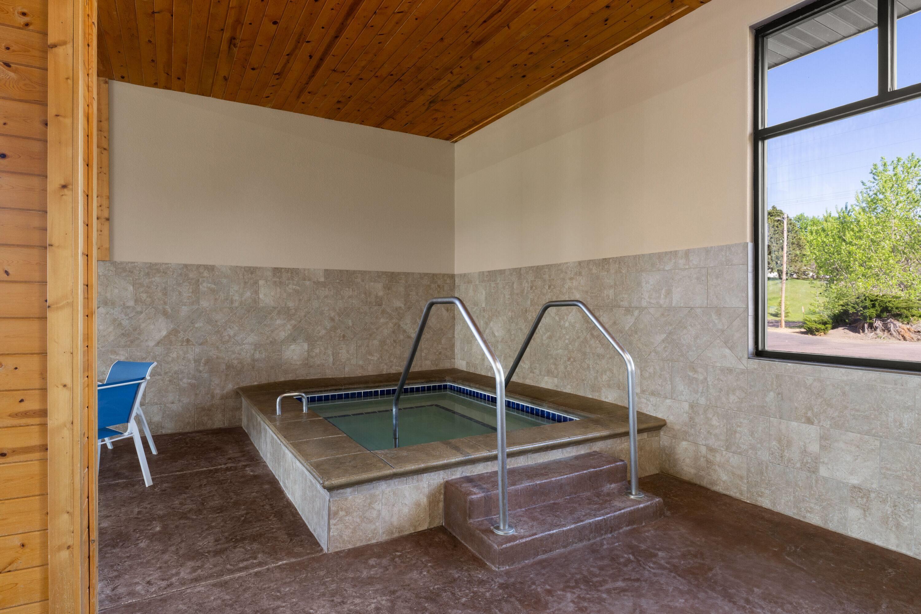 Pool | Baymont by Wyndham Oacoma