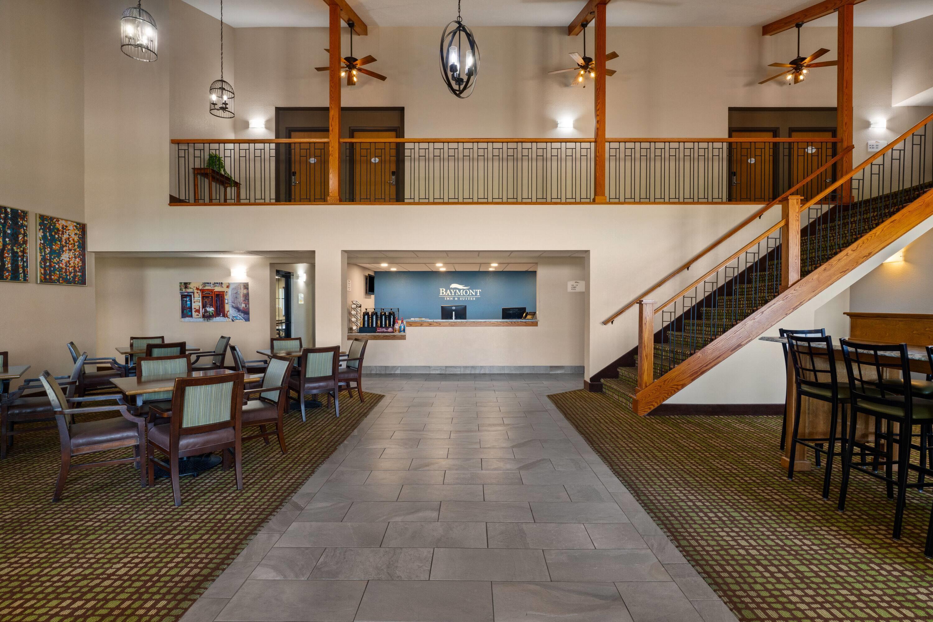 Lobby | Baymont by Wyndham Oacoma