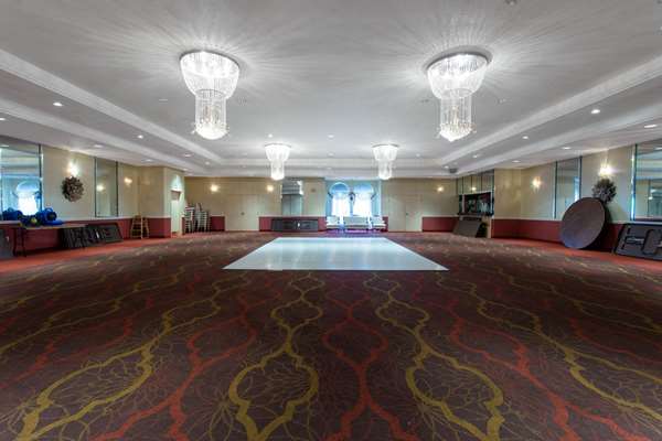  - Ramada Hotel Glendale Heights
