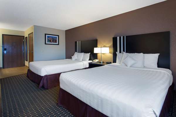  - Ramada Hotel Glendale Heights
