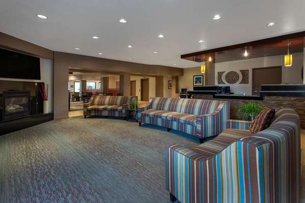  - Ramada Hotel Glendale Heights
