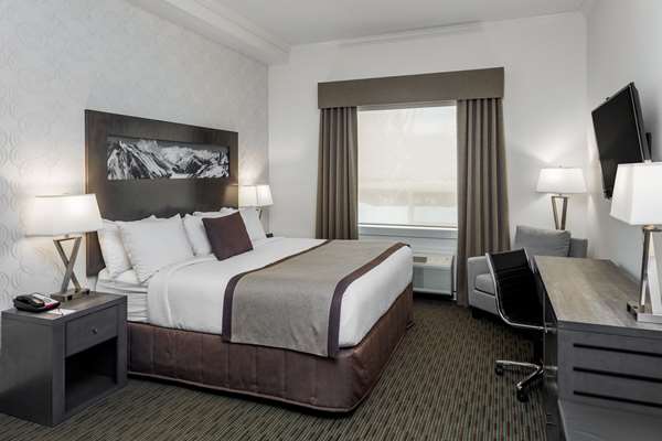  - Ramada Hotel Revelstoke