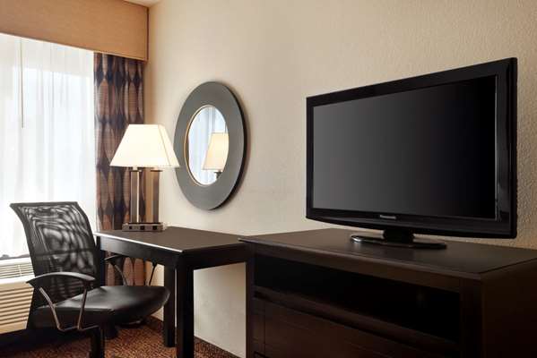  - Super 8 Hotel North Des Moines - I-35 & I-80, Exit 136