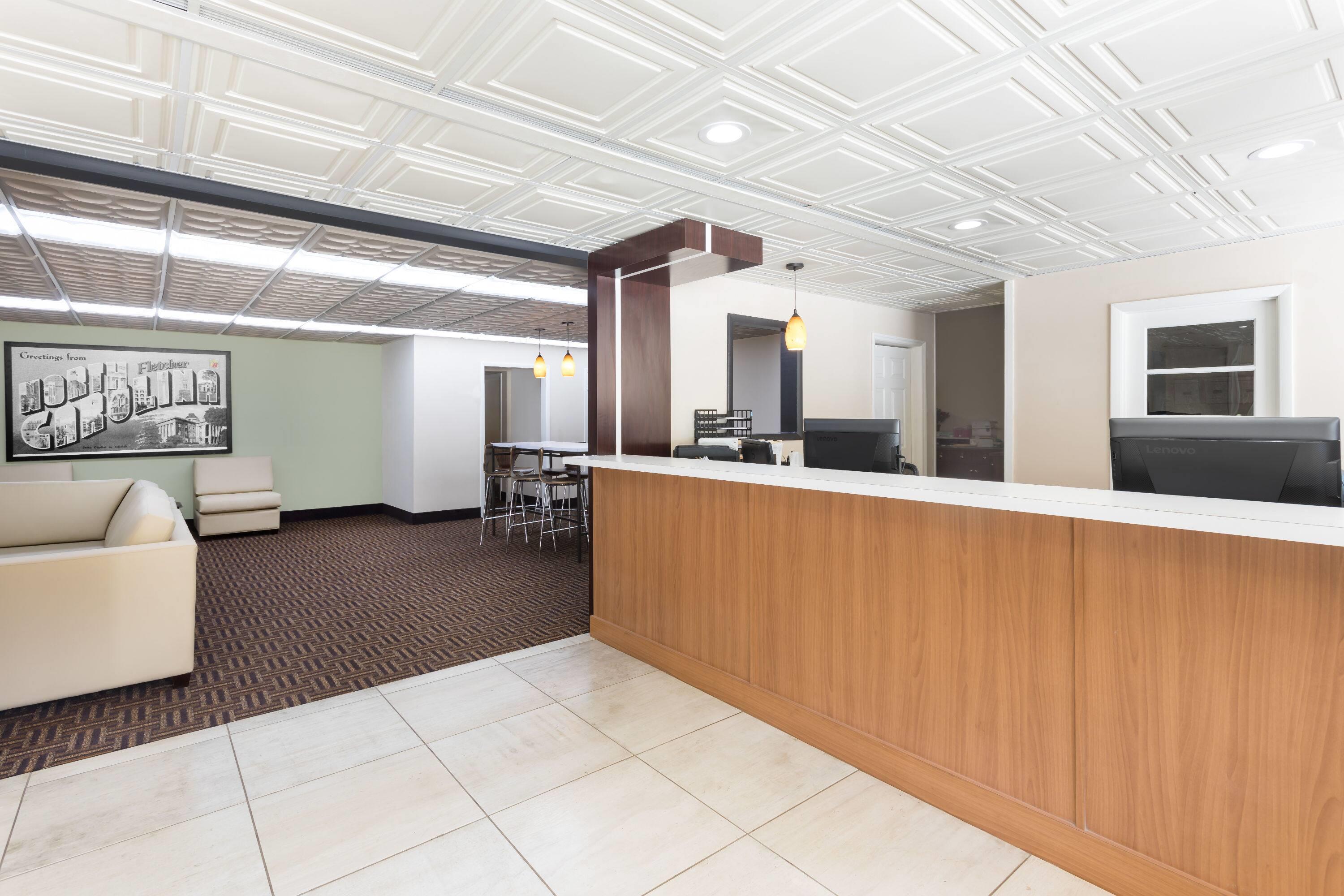 Lobby | Super 8 by Wyndham Asheville Airport