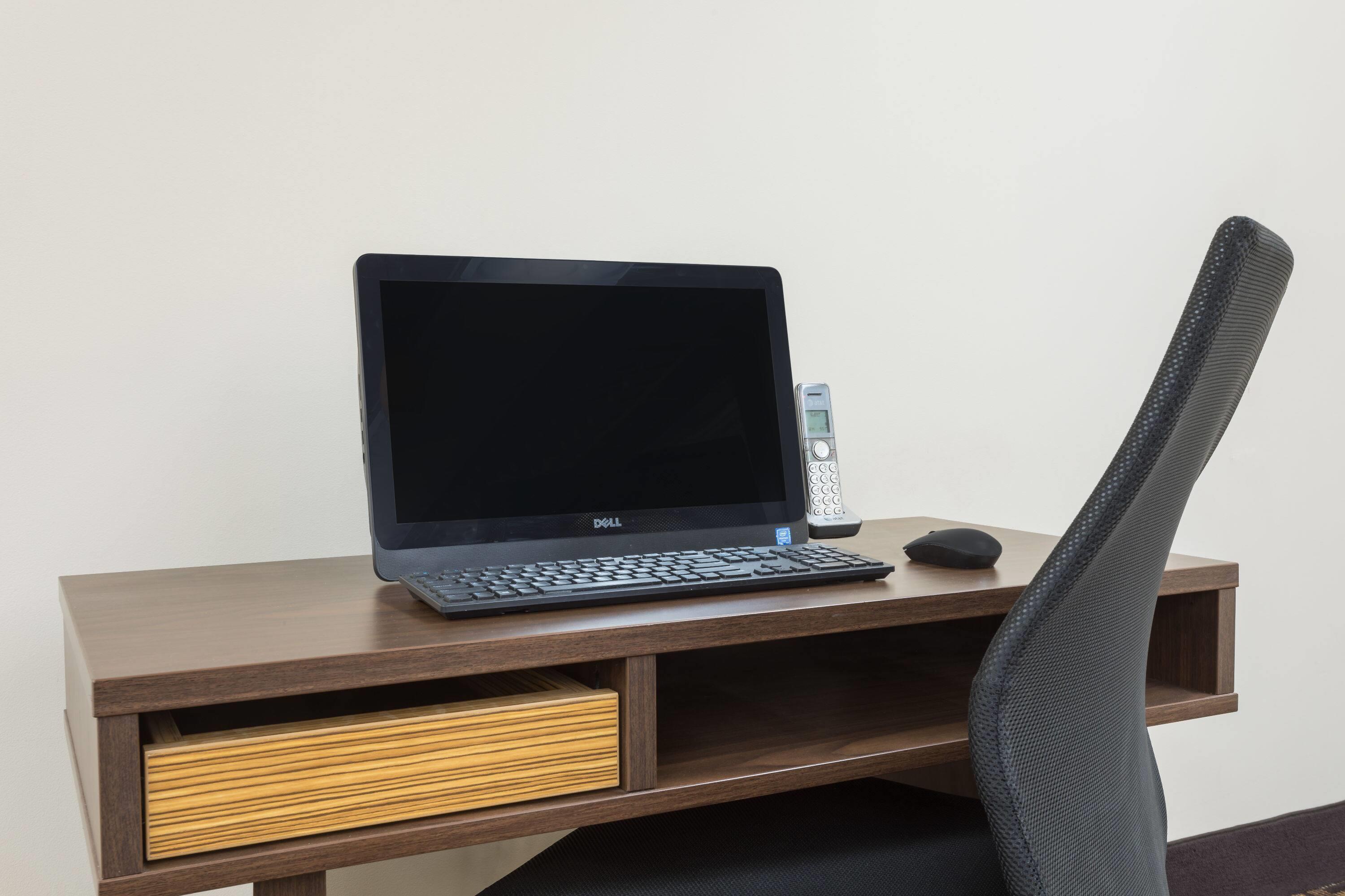 Business Center | Super 8 by Wyndham Asheville Airport