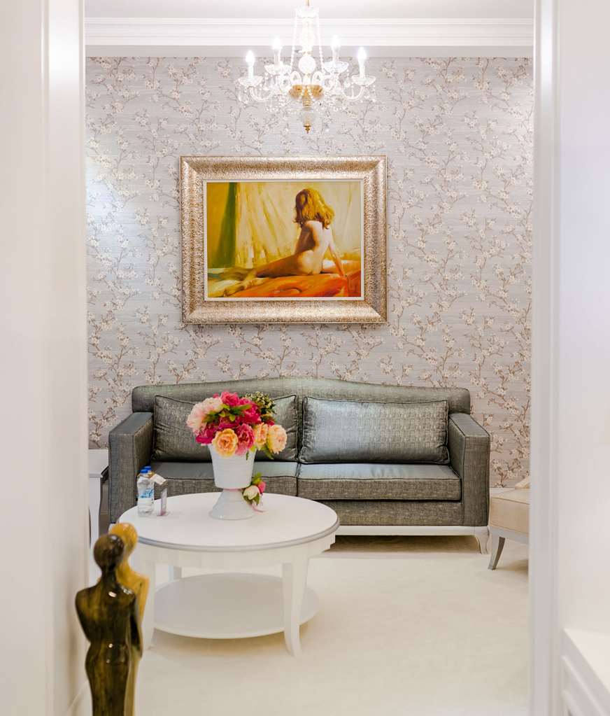 WELLBORN LUXURY HOTEL-guestroom-Guest Room,Suite,On-Site.jpg