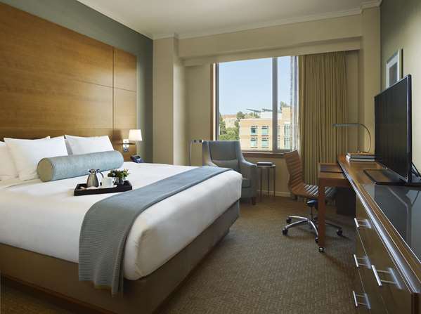  - UCLA Luskin Conference Center Hotel Los Angeles