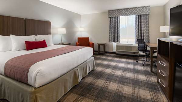  - Best Western Plus Philadelphia Choctaw Hotel & Suites