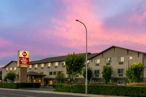 Exterior view - Best Western Plus Hotel Wenatchee