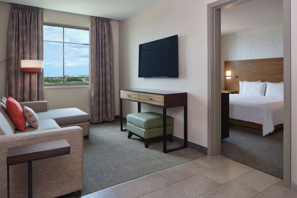 Embassy Suites By Hilton Oahu Kapolei Room Type - 1 KING 2 ROOM PREMIUM STE