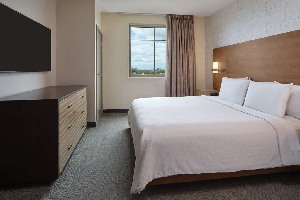 Embassy Suites By Hilton Oahu Kapolei Room Type - 1KG TWO RM SUITE W BALCONY