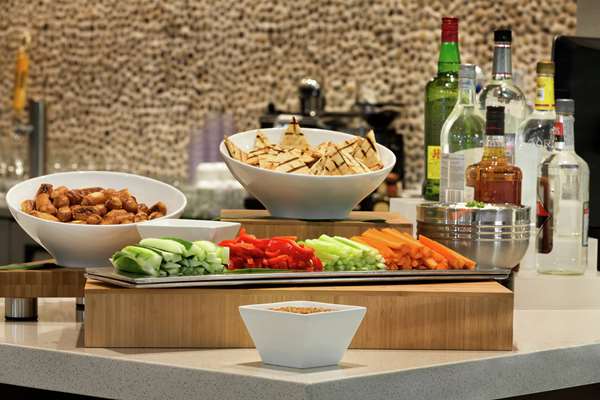 Restaurant - Embassy Suites Oahu Kapolei