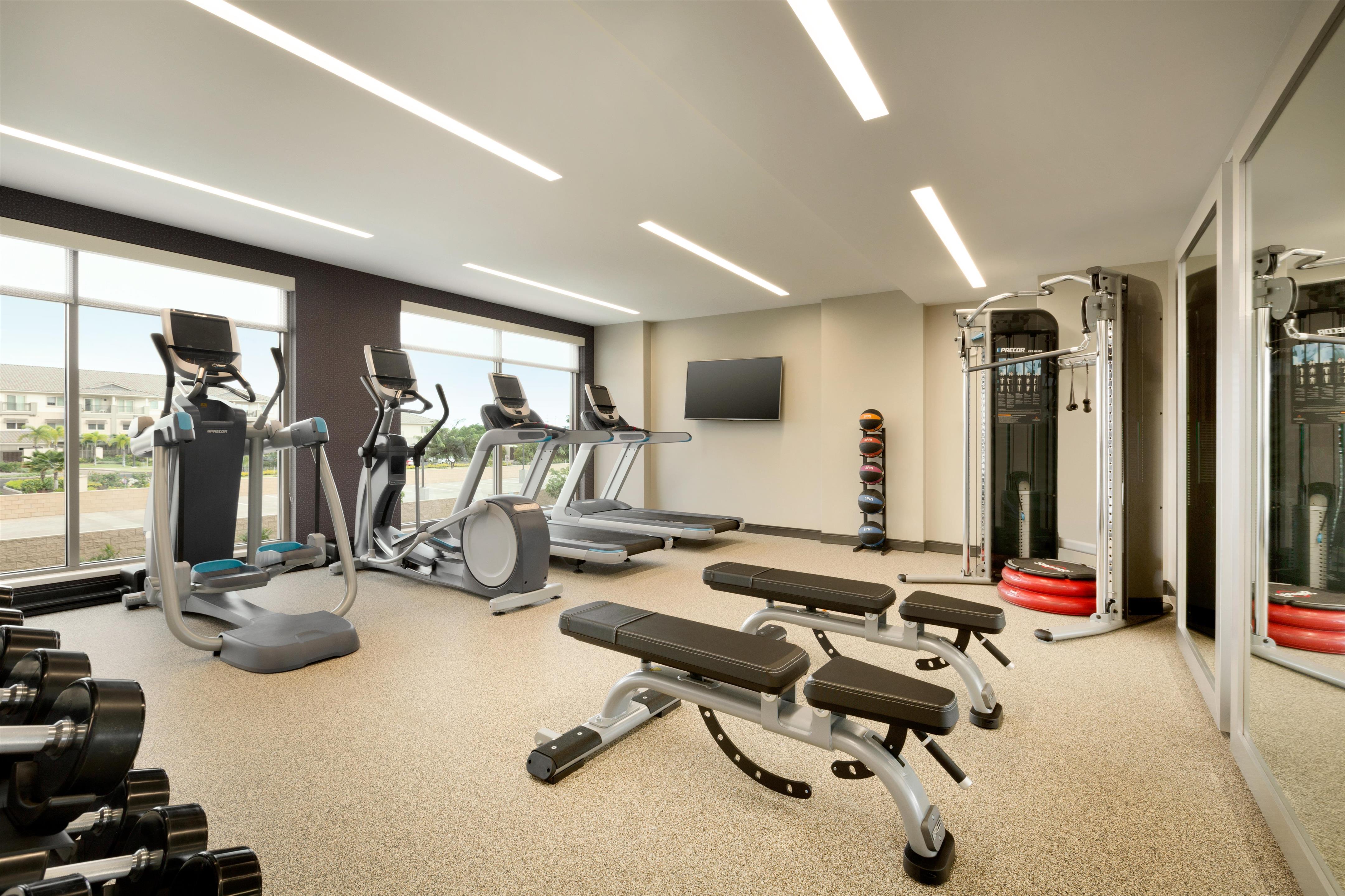 Health club fitness center gym | Embassy Suites By Hilton Oahu Kapolei
