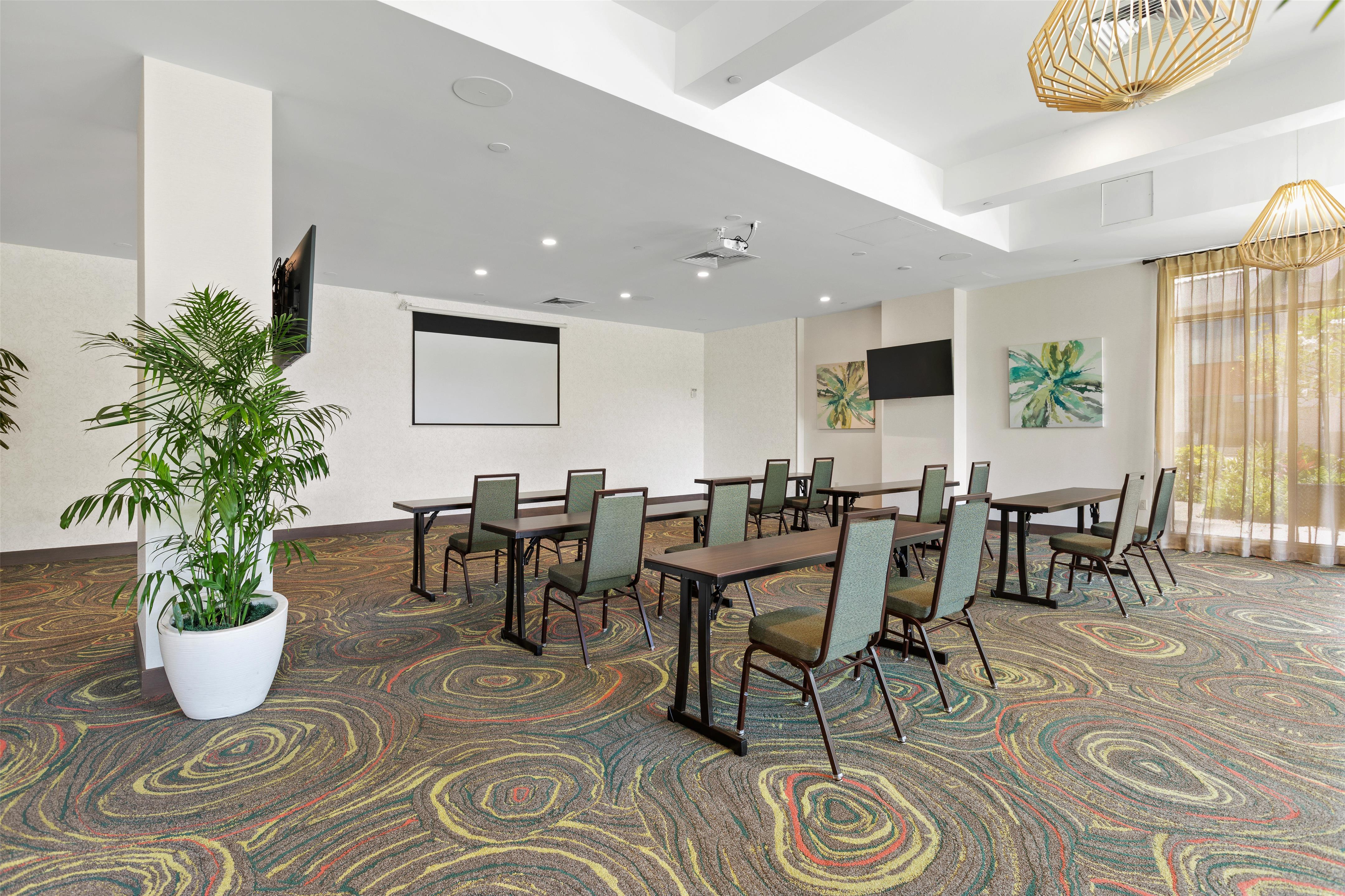 Meeting Room | Embassy Suites By Hilton Oahu Kapolei
