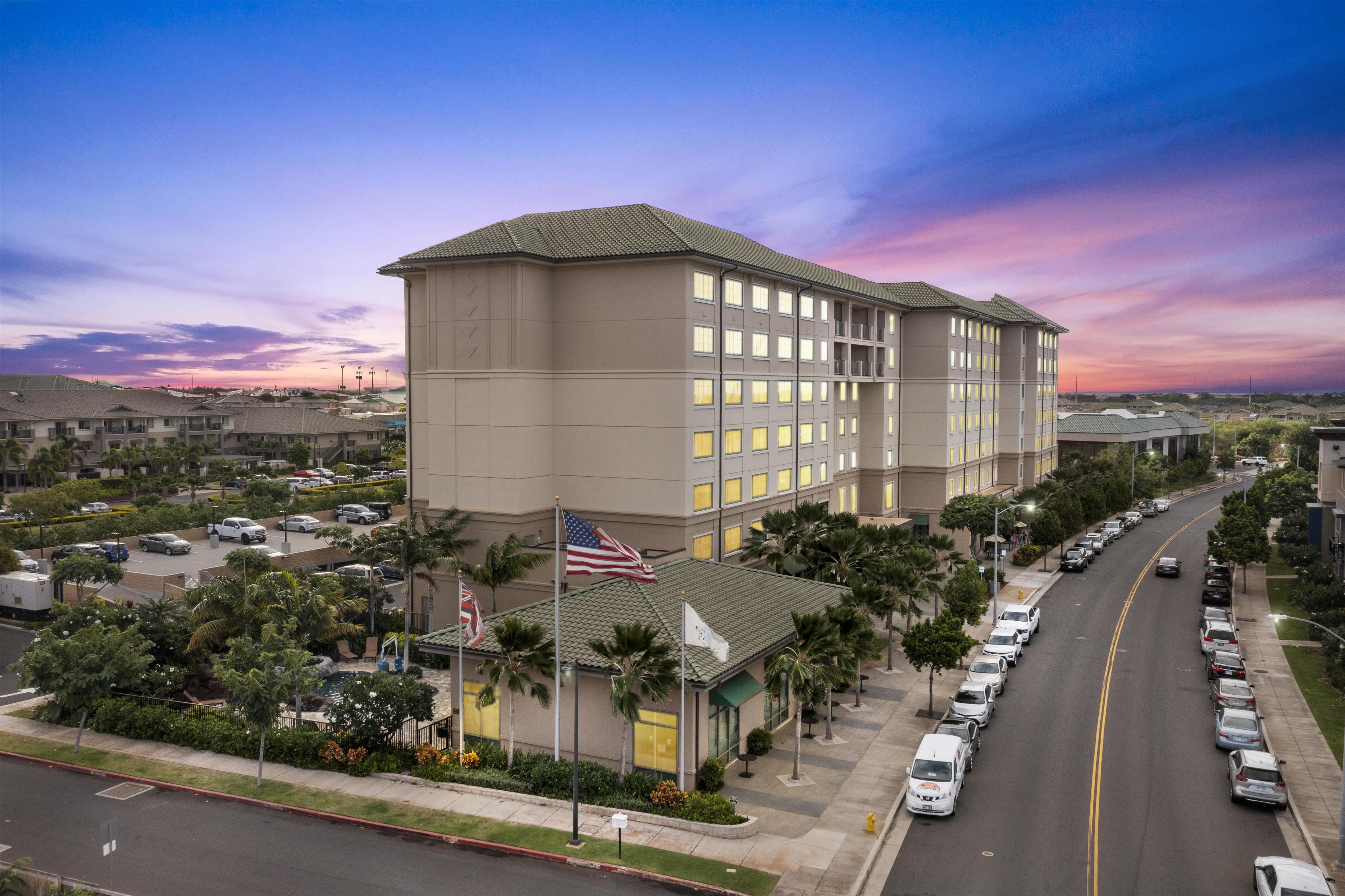 Exterior | Embassy Suites By Hilton Oahu Kapolei