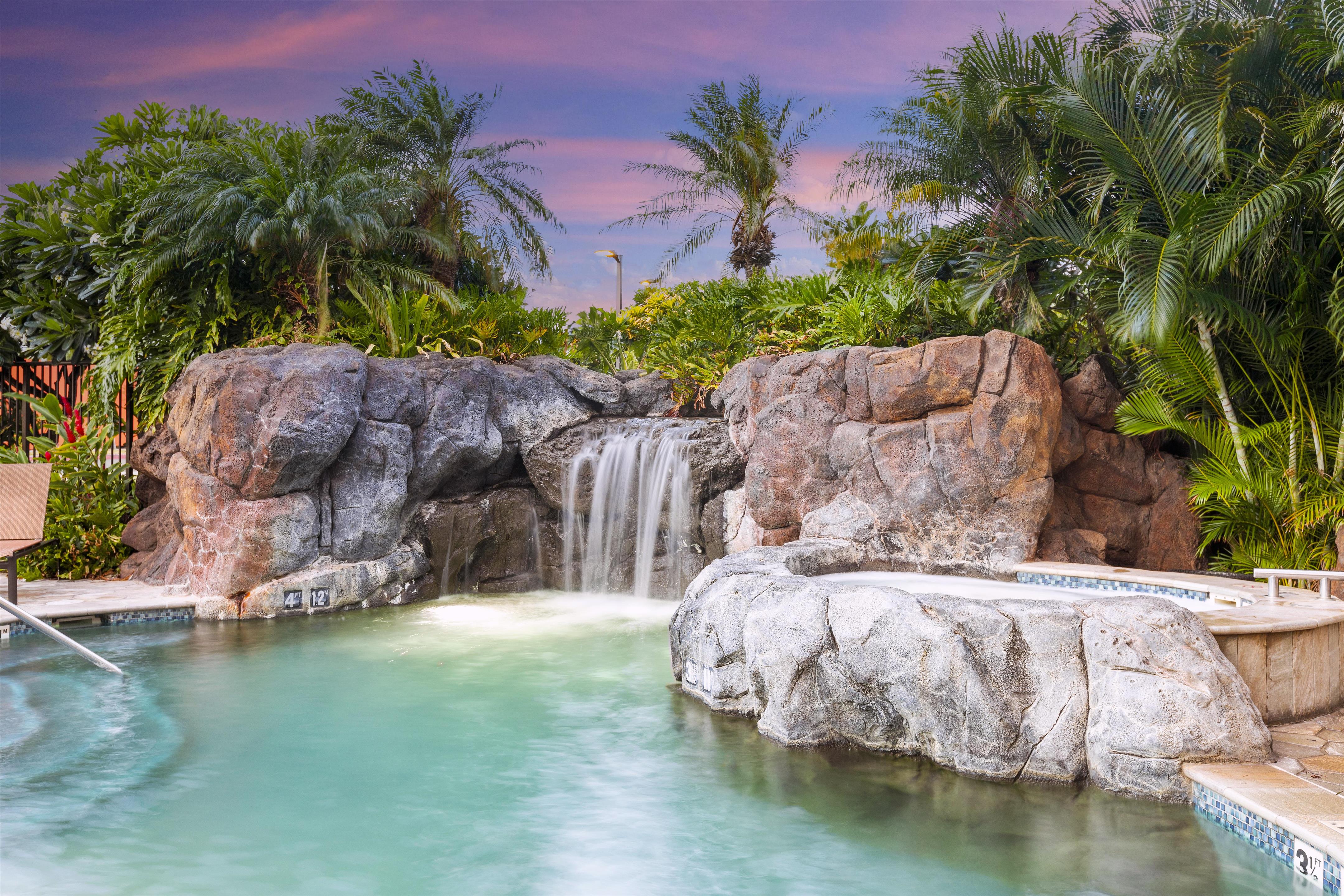 Pool | Embassy Suites By Hilton Oahu Kapolei