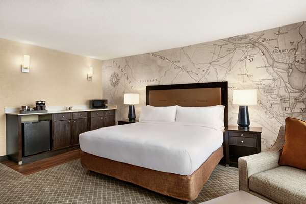  - DoubleTree by Hilton Hotel McLean