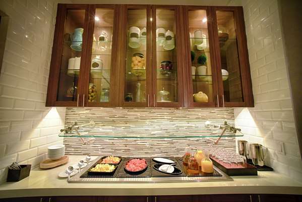 Amenities - Hilton Garden Inn Goleta