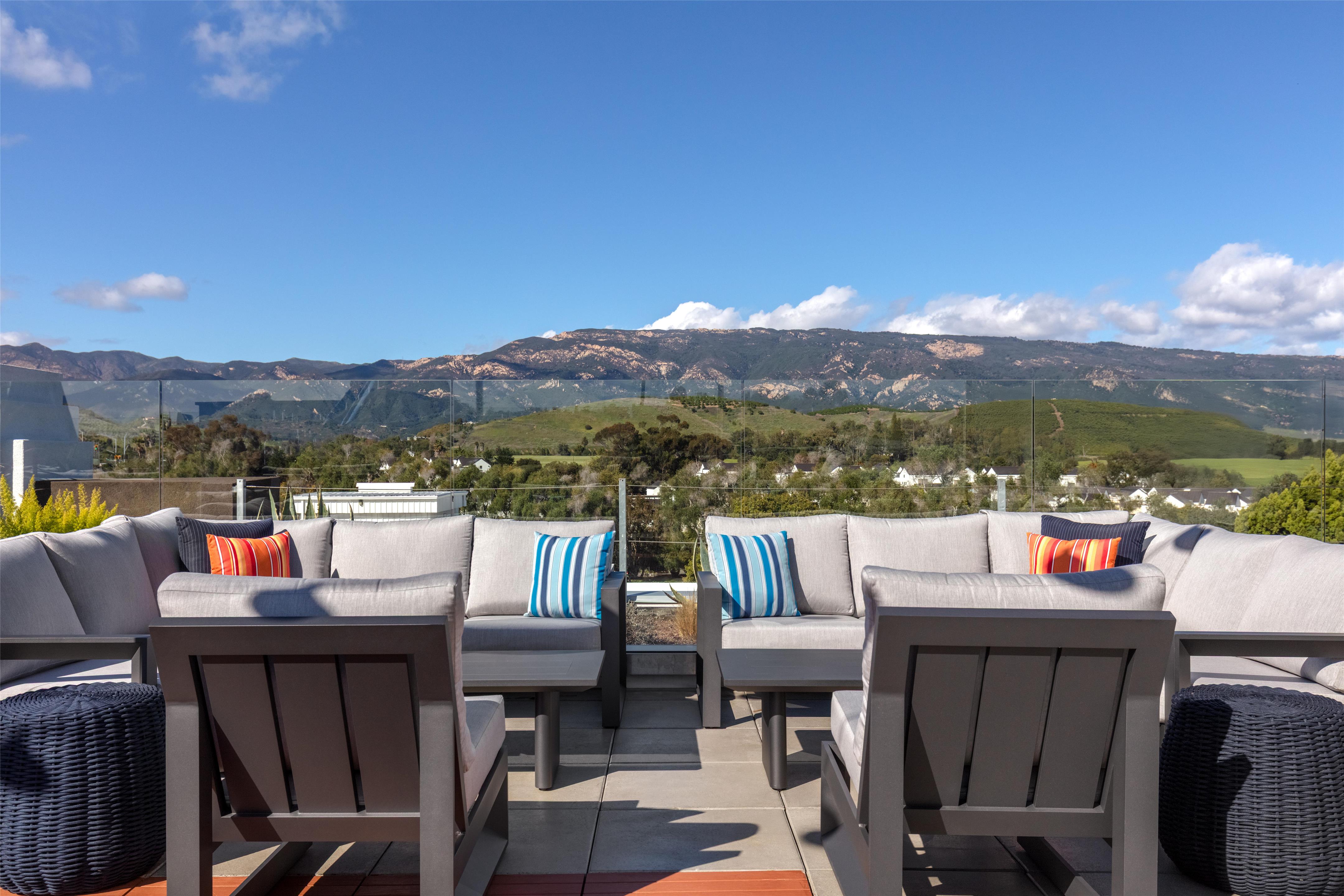 BarLounge | Hilton Garden Inn Santa Barbara / Goleta