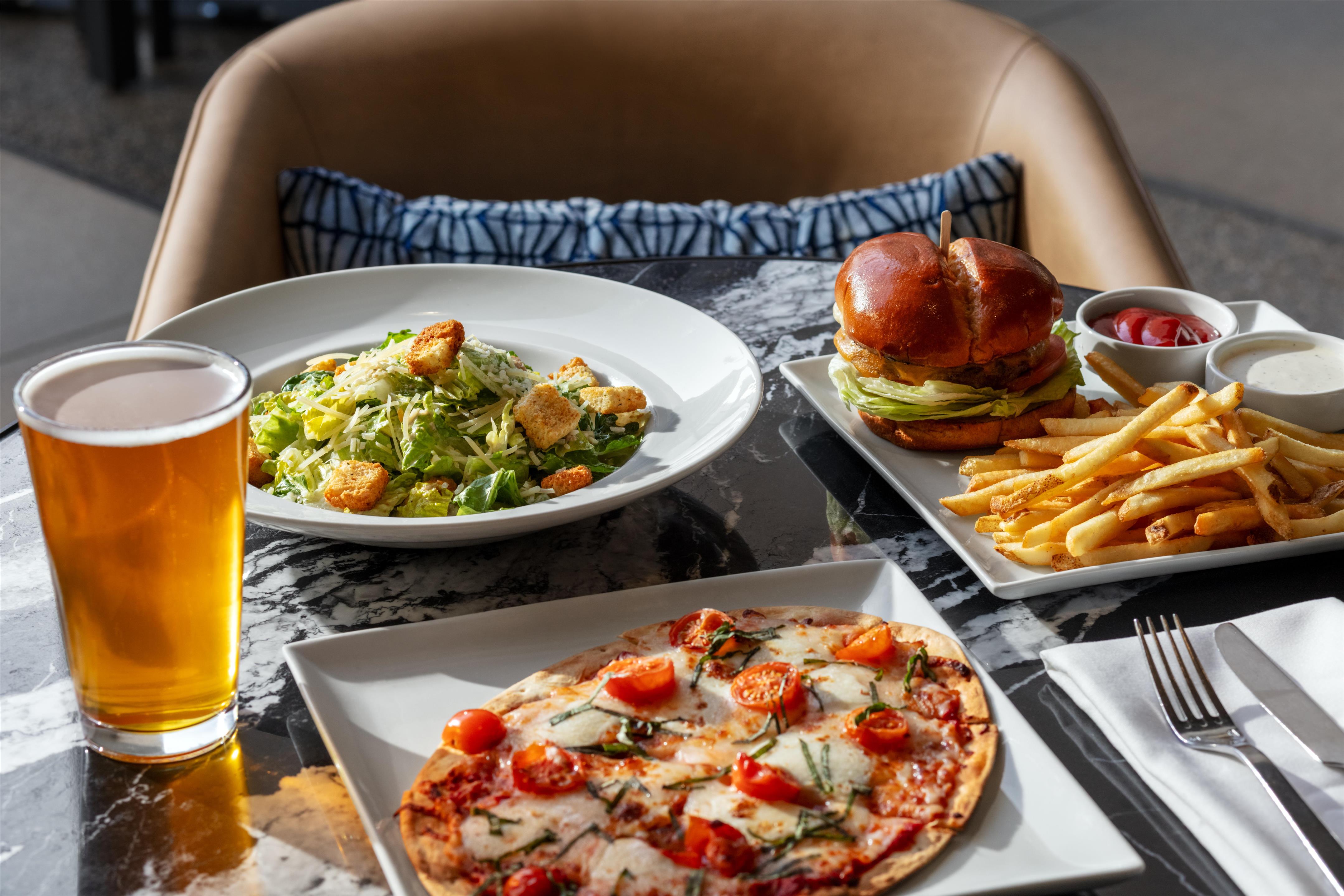 BarLounge | Hilton Garden Inn Santa Barbara / Goleta
