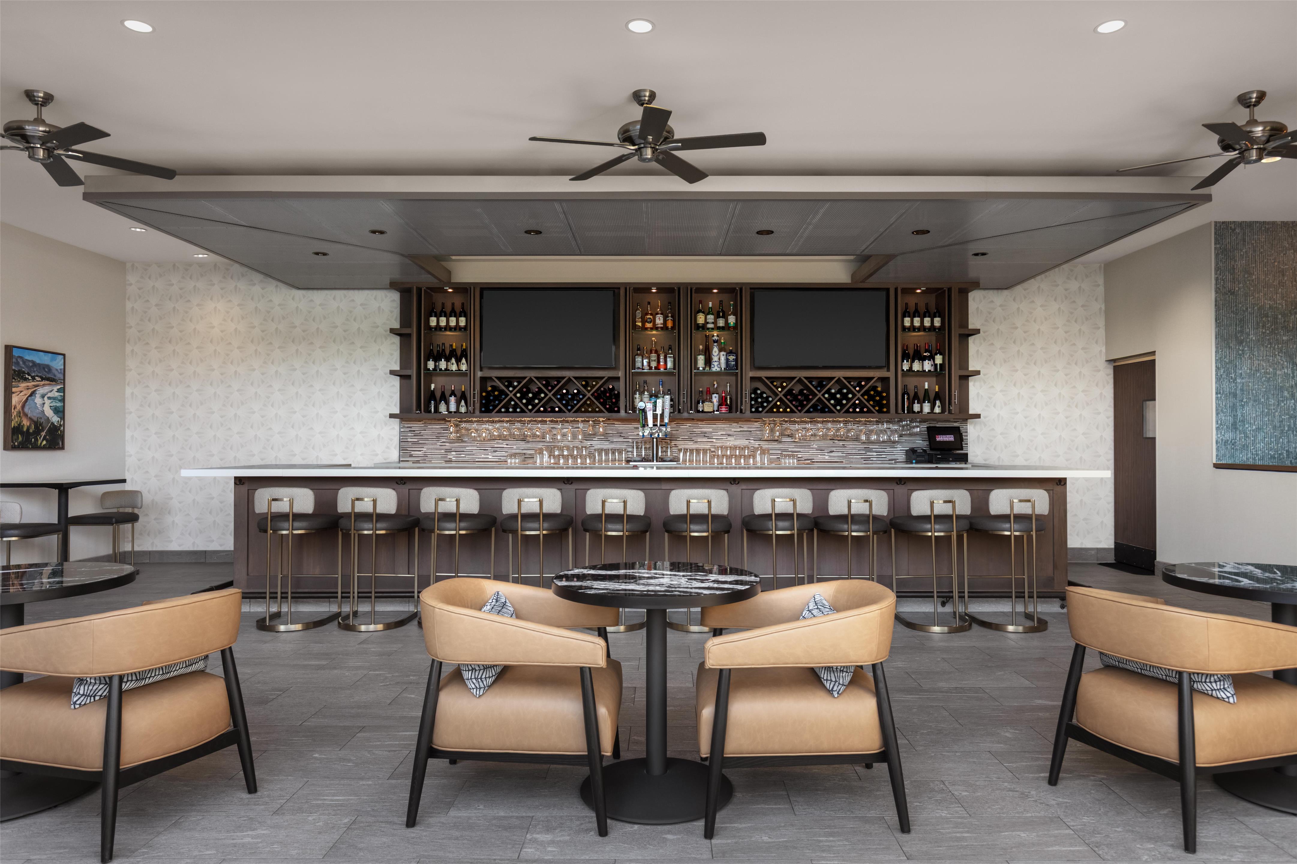 BarLounge | Hilton Garden Inn Santa Barbara / Goleta