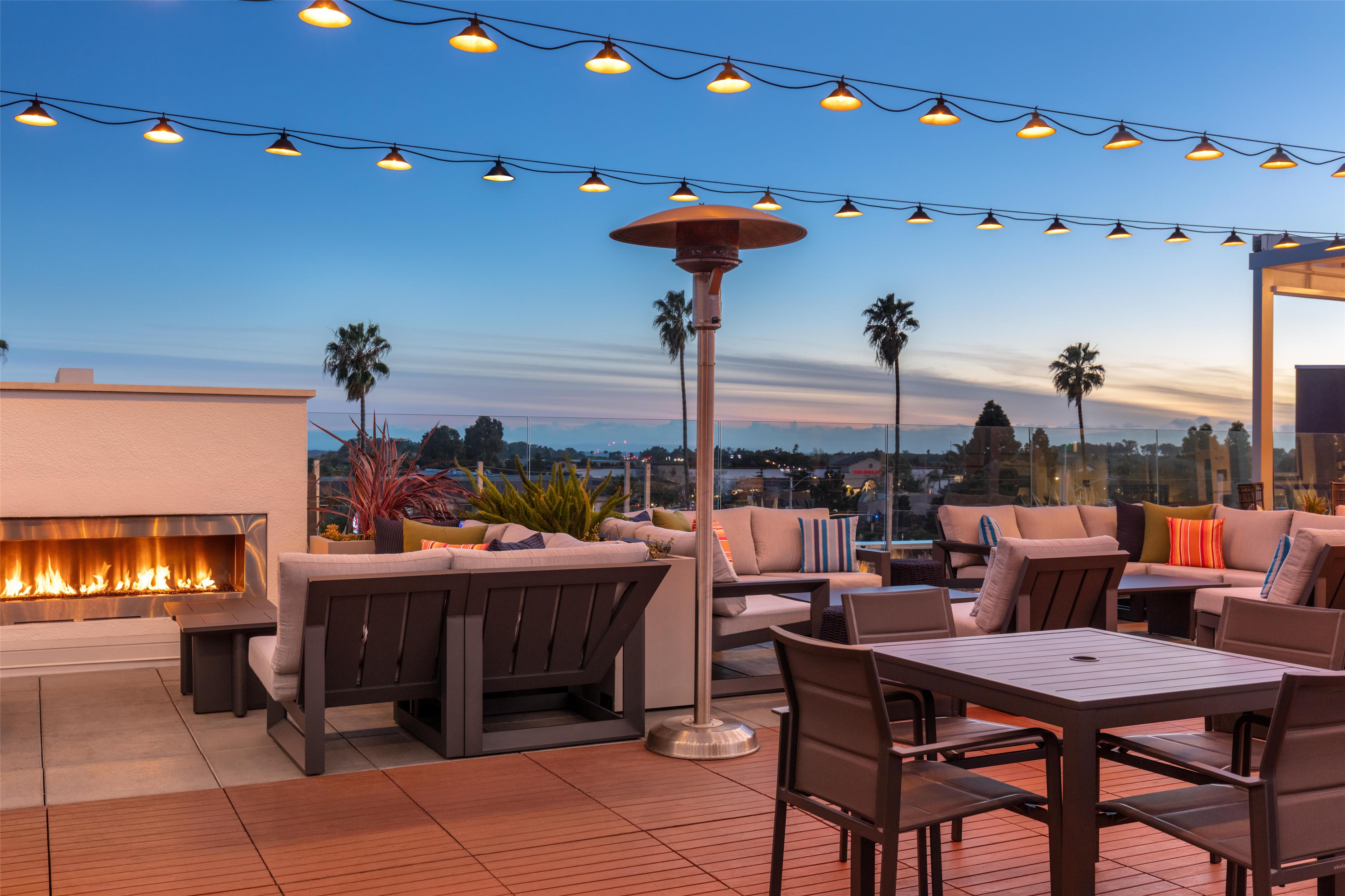BarLounge | Hilton Garden Inn Santa Barbara / Goleta
