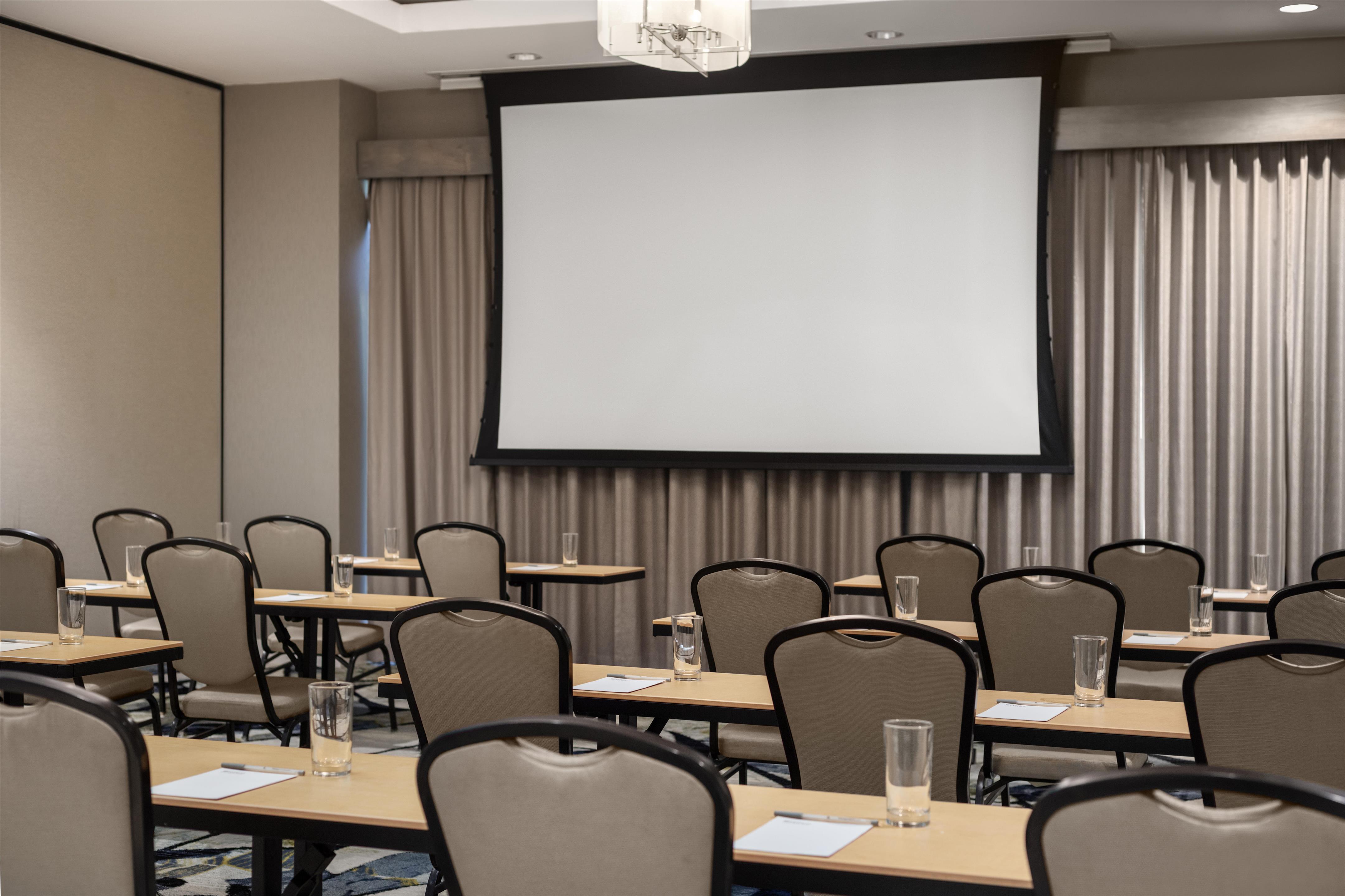 Meeting Room | Hilton Garden Inn Santa Barbara / Goleta