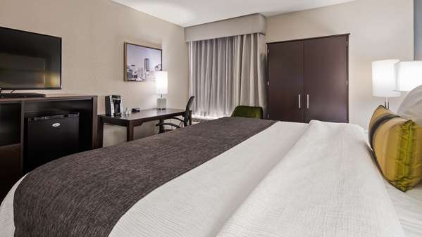  - Best Western Plus Hotel NW Park Indianapolis