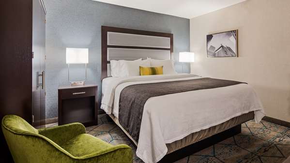  - Best Western Plus Hotel NW Park Indianapolis