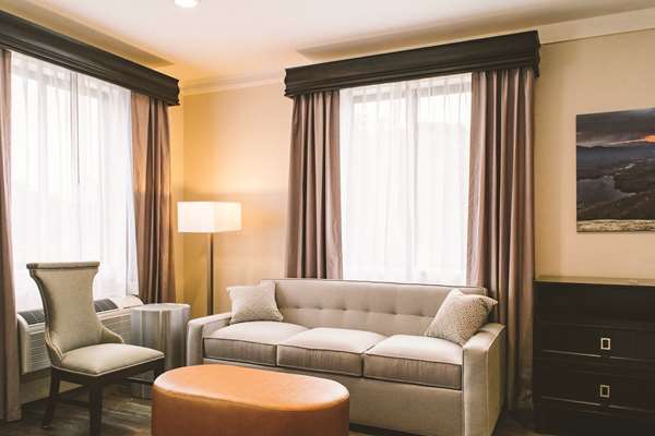  - Abernathy Hotel Clemson