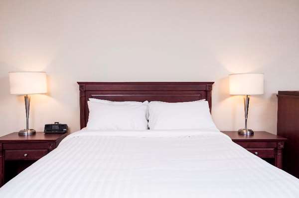  - Deville Centre Hotelier Rouyn-Noranda