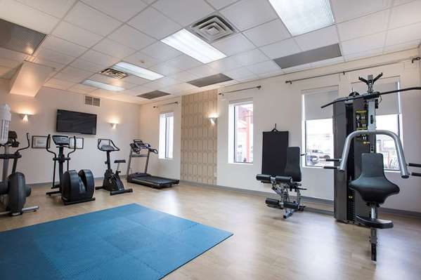 Fitness/ Exercise Room - Deville Centre Hotelier Rouyn-Noranda